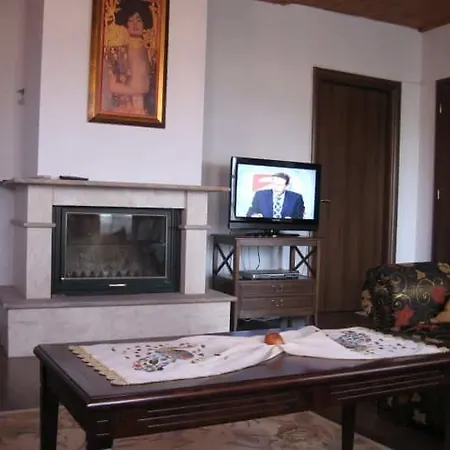 Guest house Traditional τzavella